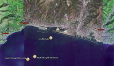 vista satellitare del porto di genova con posizione di unità di diporto